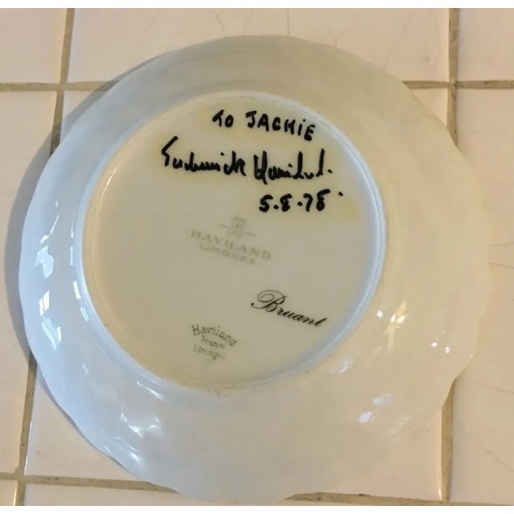 NIB Haviland Limoges Collector’s Yellow Bird Trinket Dish Signed & Dated 5-8-78 - Picture 2 of 6